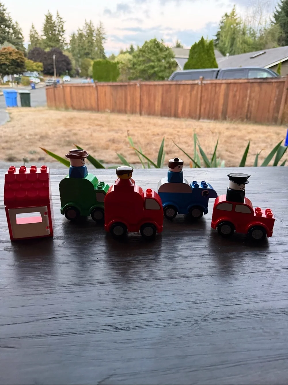 Lego duplo Pull-Back Toy Cars with Mini Figures - Green, Red, Blue, Red
